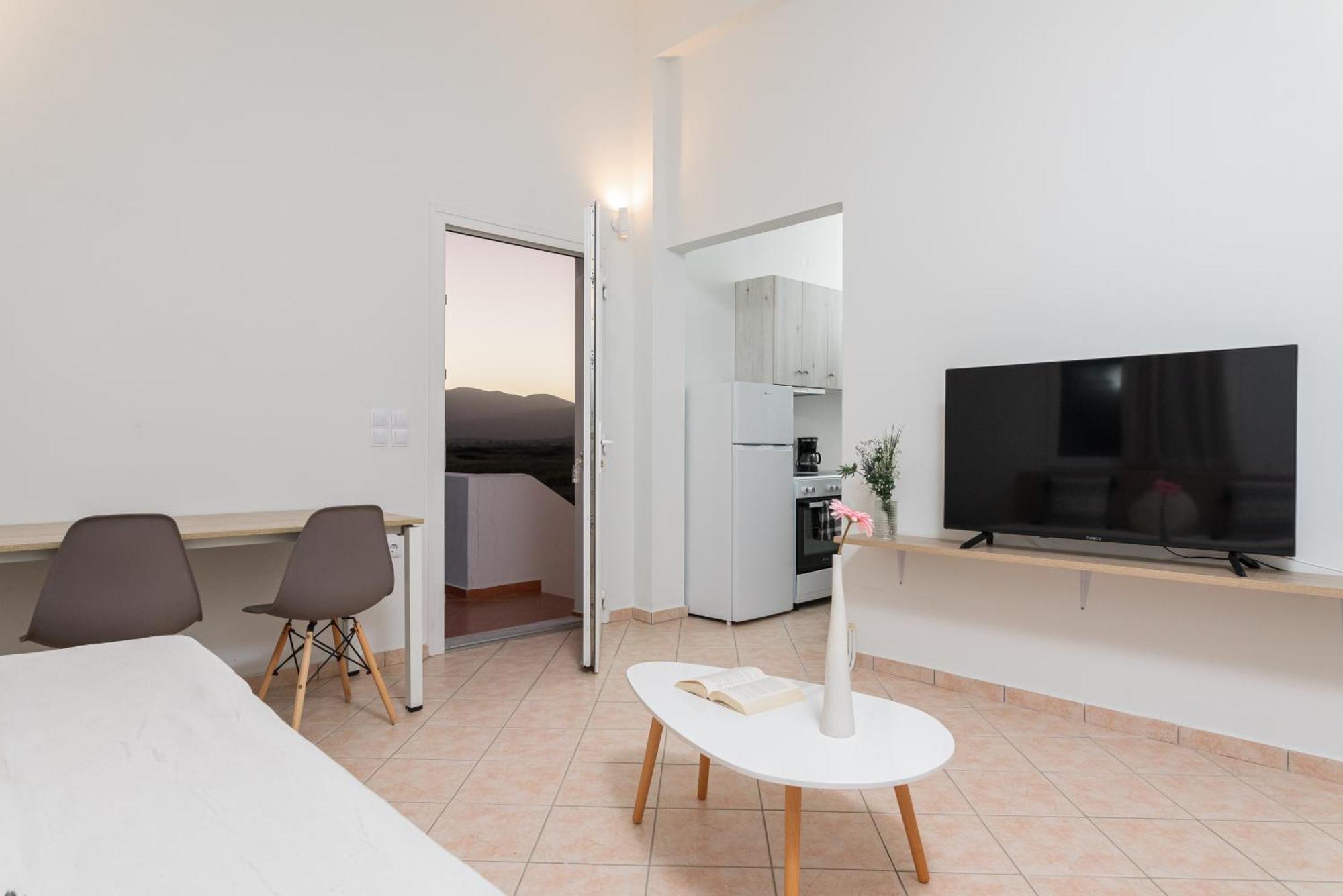 Naftilos Rosmarinus Apartments Potokáki Esterno foto